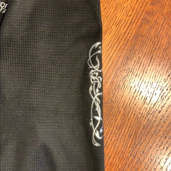 The North Face athletic top XS - Picture 2 of 2